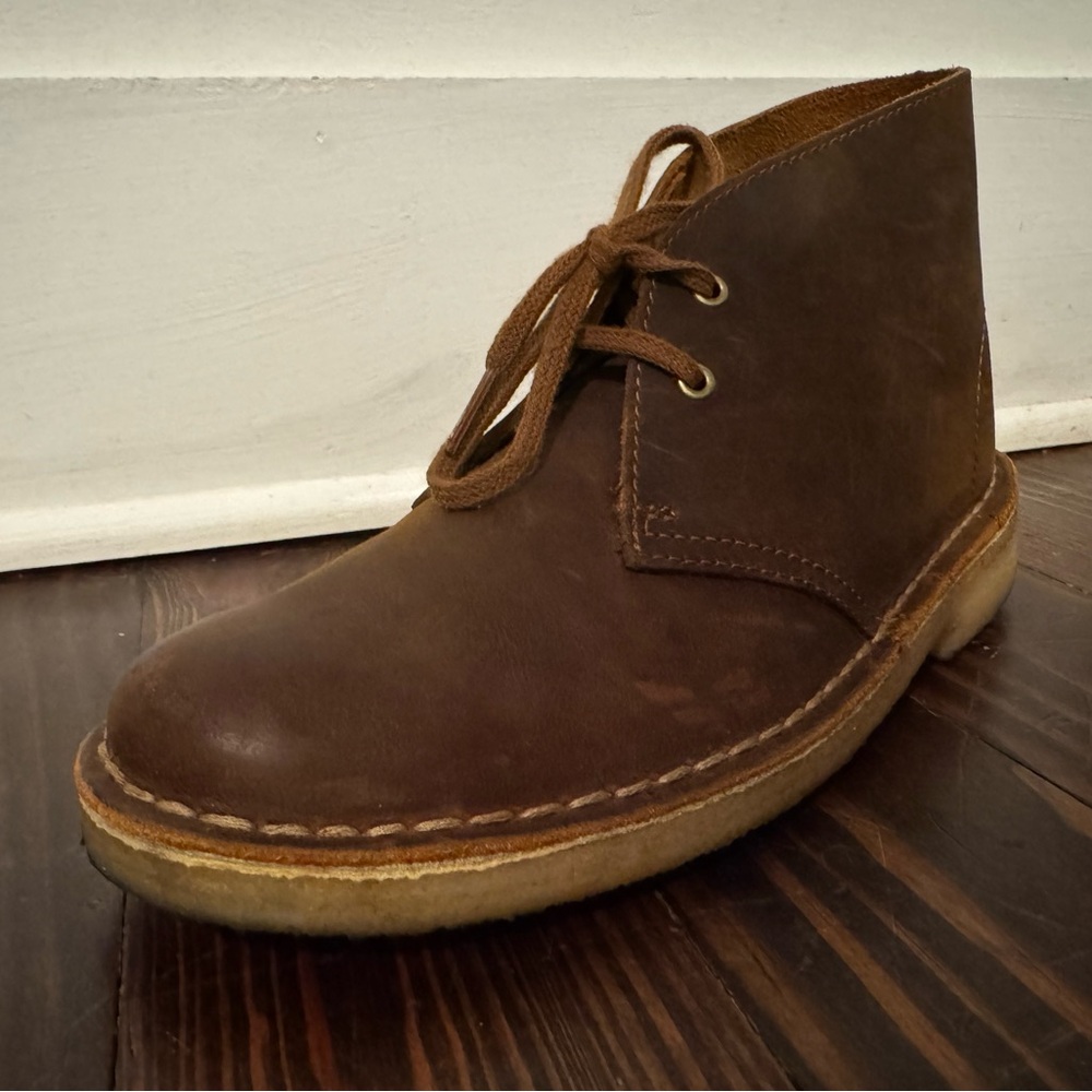 Women’s Clarks Desert Boots in Beeswax